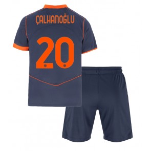 Lacne Dětský Futbalové dres Inter Milan Hakan Calhanoglu #20 2025-26 Krátky Rukáv - Tretina (+ trenírky)